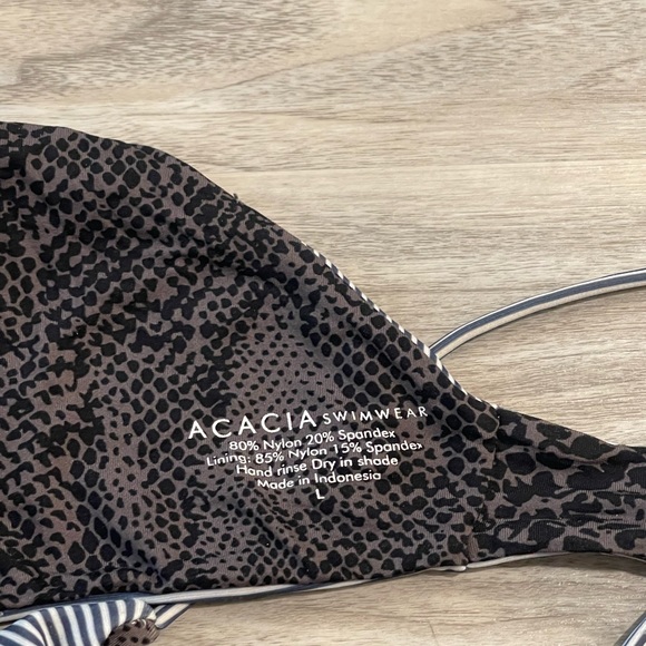 Acacia Top - Picture 3 of 3